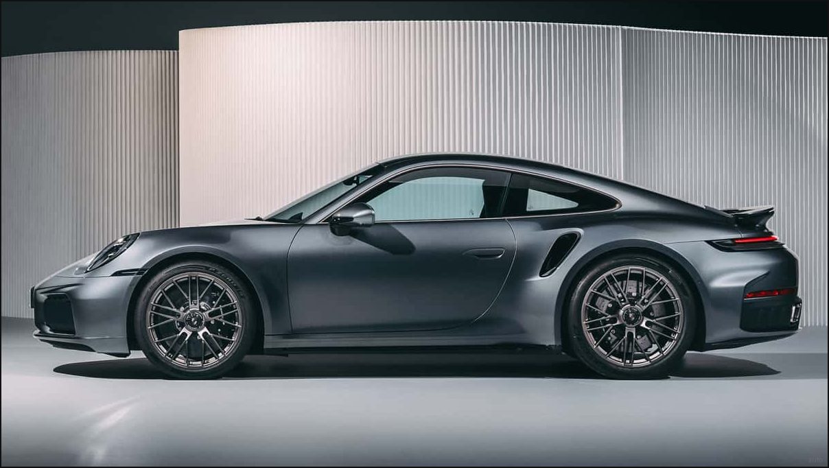 Почему Porsche не выпустит гибридный 911