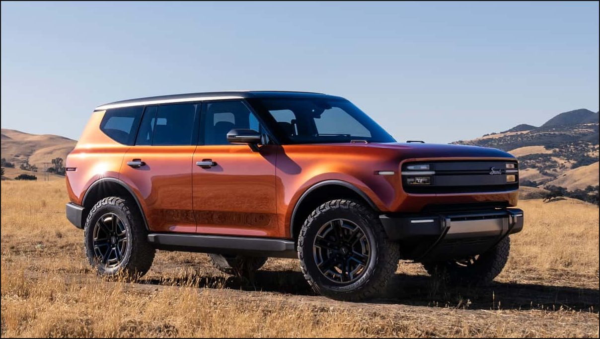 Грузовики Scout получат механические кнопки для связи с водителем