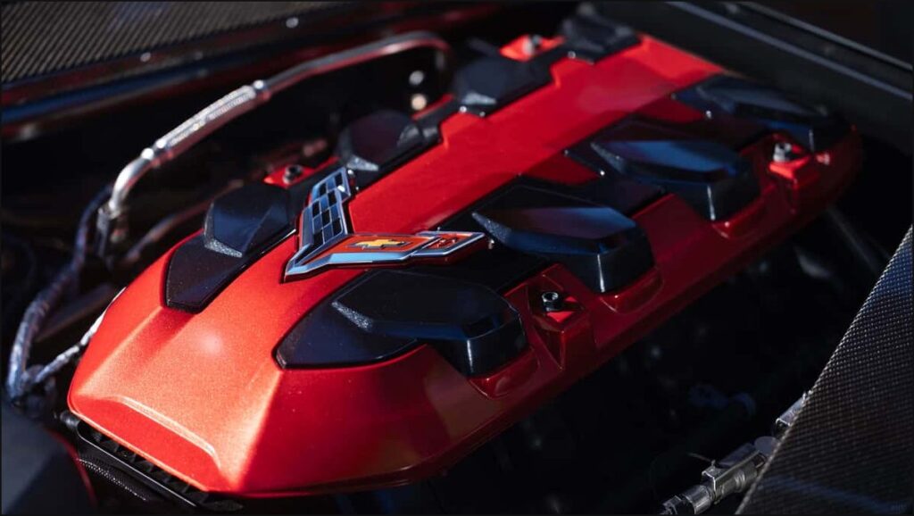 Corvette Stingray 2027 получит новый двигатель 6.7L LS6 V8