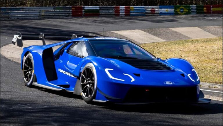 Ford GT обходит Corvette ZR1X на Нюрбургринге